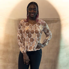 Load image into Gallery viewer, Mocha Pebble Print Blouse (model)
