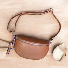 Load image into Gallery viewer, Modena Leather Belt Bag – Made in Italy (tan)
