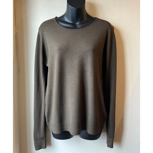 Plain Brown Round Neck 'Damod' Lightweight Knitted Top