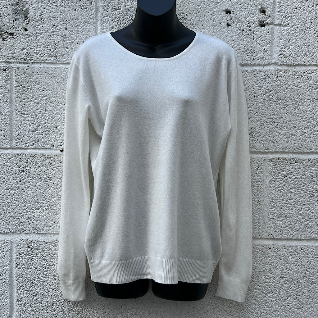 Plain Ivory Round Neck 'Damod' Lightweight Knitted Top