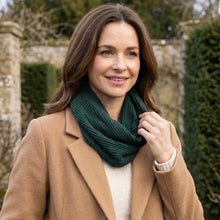 Load image into Gallery viewer, Pleated Magnetic Infinity Scarf (forest green)
