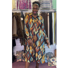 Load image into Gallery viewer, Retro Wave Print Button Front Midi Dress (headband)
