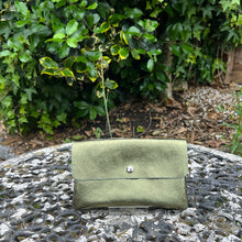 Load image into Gallery viewer, Siena Metallic Dual‑Compartment Leather Clutch &amp; Crossbody – Made in Italy (olive green)
