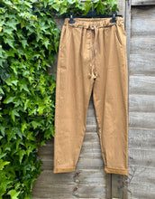 Load image into Gallery viewer, Ultimate Everyday Magic Stretch Trousers (caramel)
