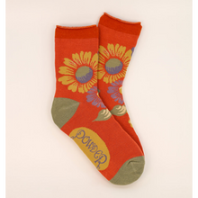 Load image into Gallery viewer, Tangerine Vintage Flora Bamboo Ankle Socks
