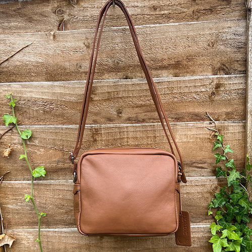 Tan Leather 'Alma' Camera Style Bag