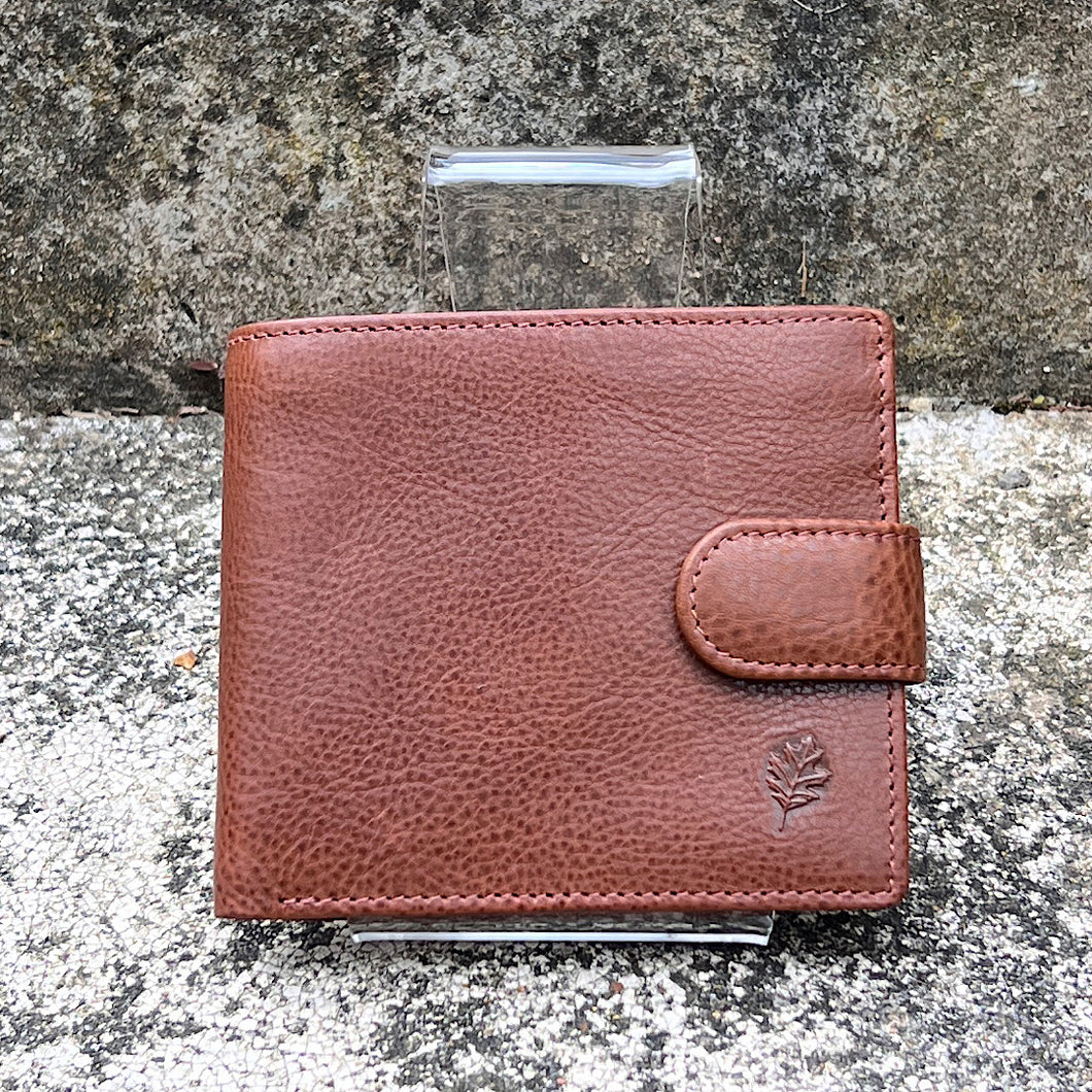 Gents Tan Leather Wallet with Tab By 'Oak' | 4 Card Slots (closed)