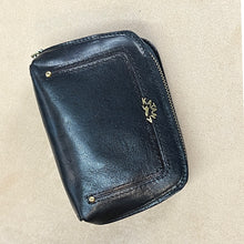 Load image into Gallery viewer, Small Dome Shape Italian Leather Zip Round Purse | Navy

